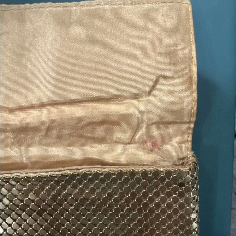 Vintage 1950s Whiting & Davis gold metal mesh evening clutch rhinestone Clasp